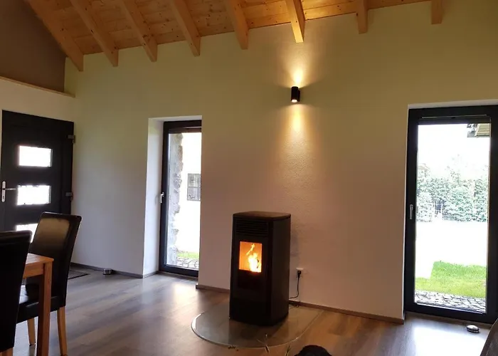 Neu! Modernes Hohensayn Lautzenbrücken